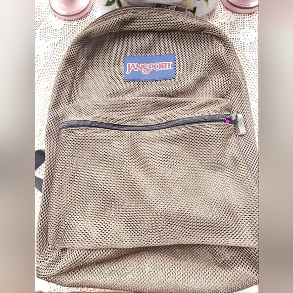 jansport army backpack Cross Town 17" x 12.5" x 6" - Simple Bag for Everyone with 1 Main Compartment, Front Utility Pocket - Premium Class Accessories - Deep Juniper Zippered front stash pocket Jansport Hatchet Special Edition Backpack